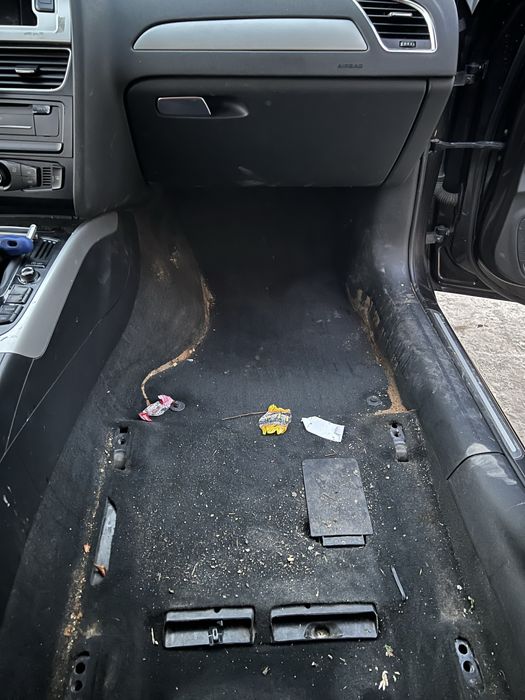 Spalatorie Curatatorie tapiterie si interioare auto Detail Auto