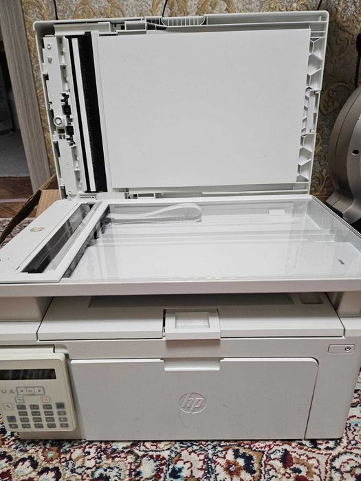 Продам принтер Лазерное МФУ HP LaserJet Pro MFP M130fn