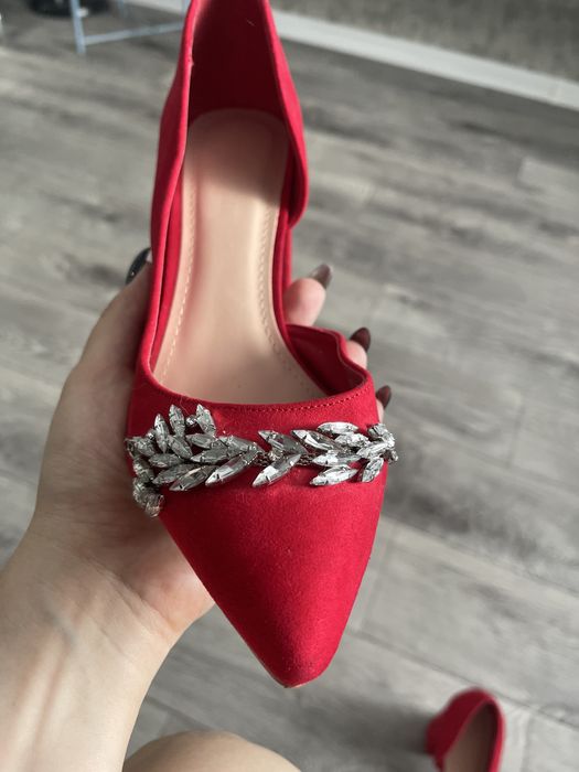 Продам туфли. 38 размер. 2000 тг