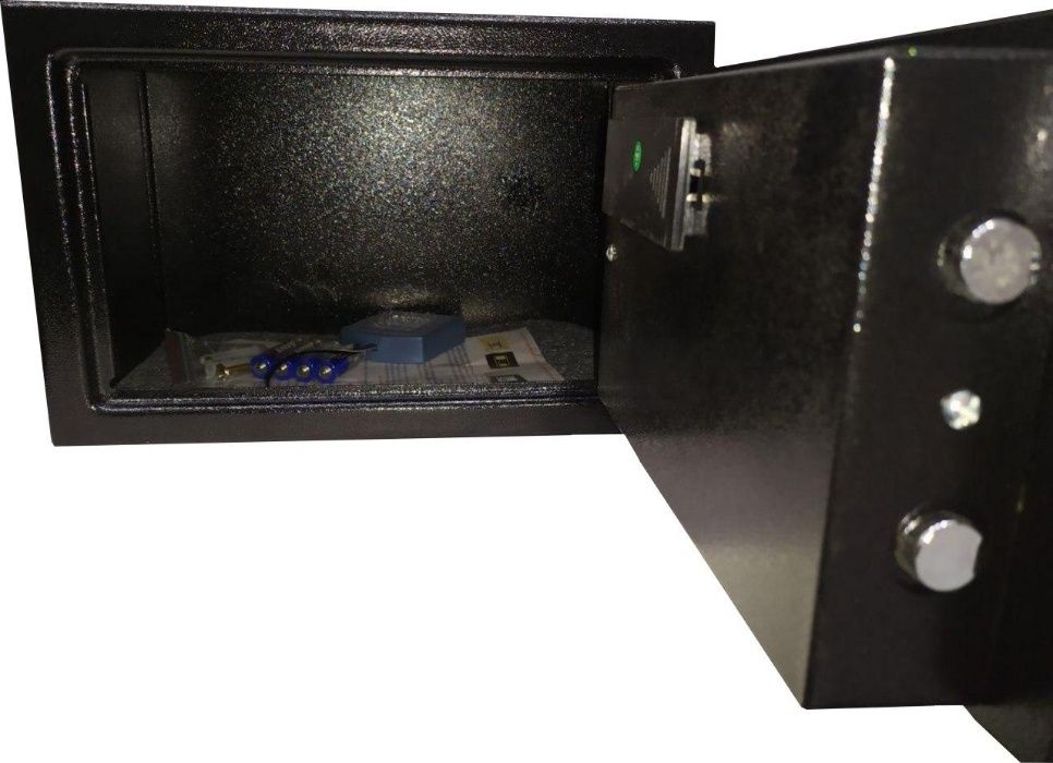 Сейфы с кодовыми замками светодиодным таблом. со встронной сигнализаци