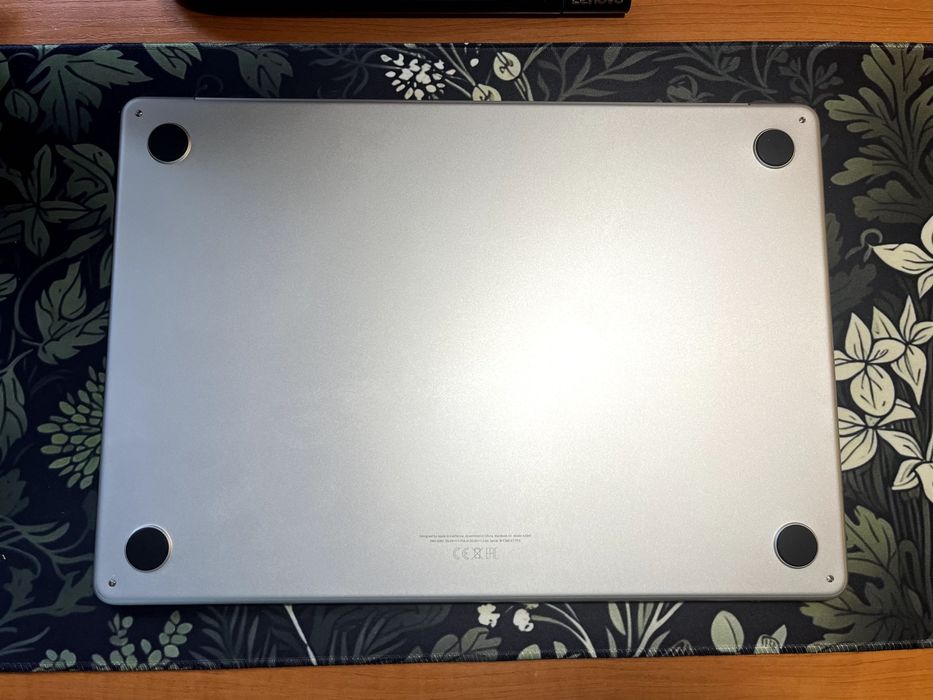 MacBook Air 15 8/512gb