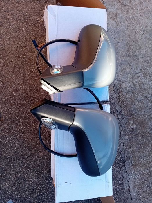 Огледало Пежо 207