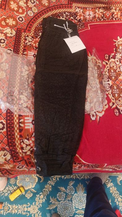 Штаны для девочек продам