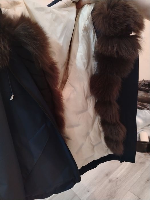 Куртка пуховик сатылады