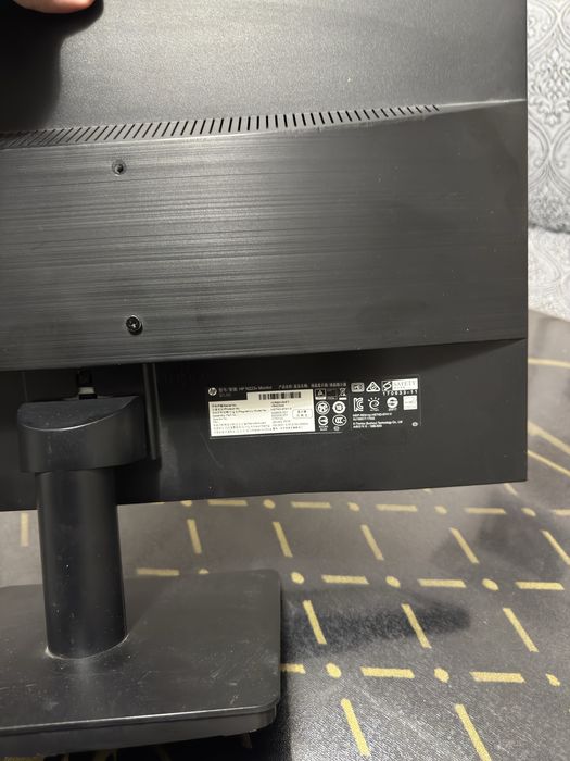 HP монитор 24”, отличное состояние, работает идеально