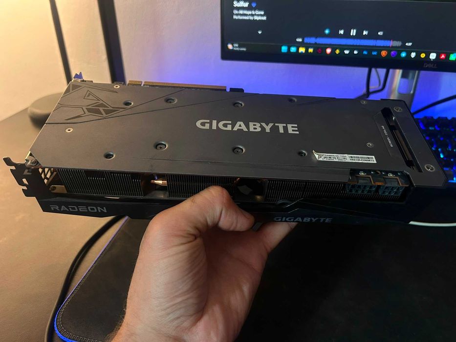Placa video Gigabyte AMD rx 6700xt 12gb