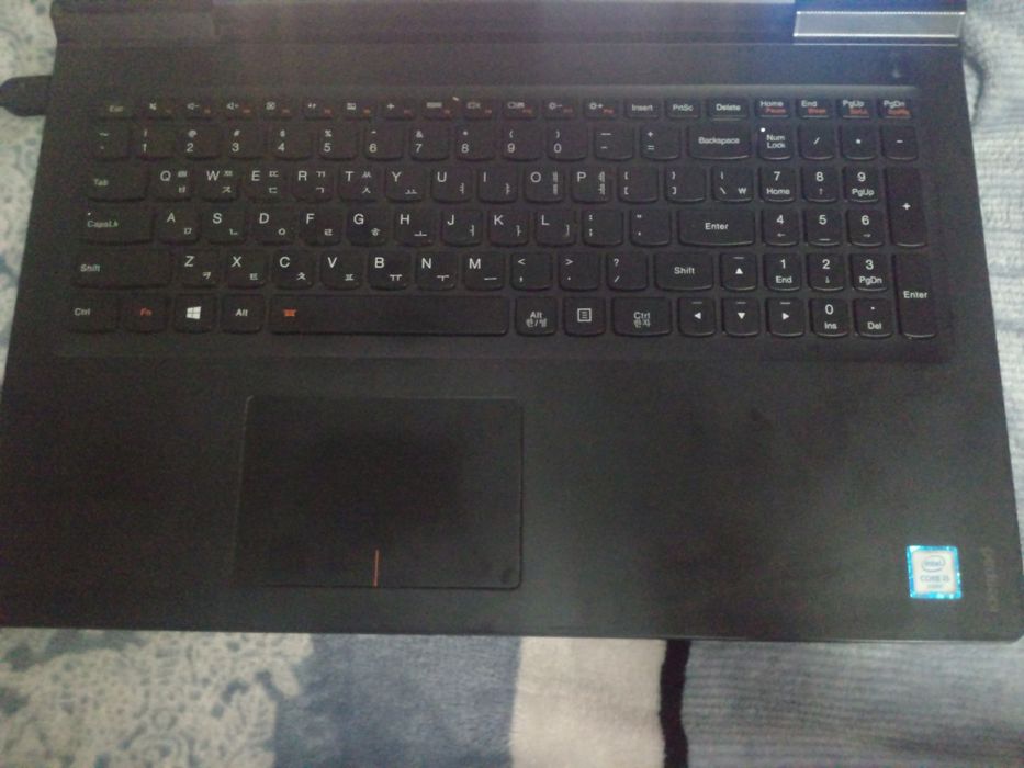 Ноутбук. Lenovo.