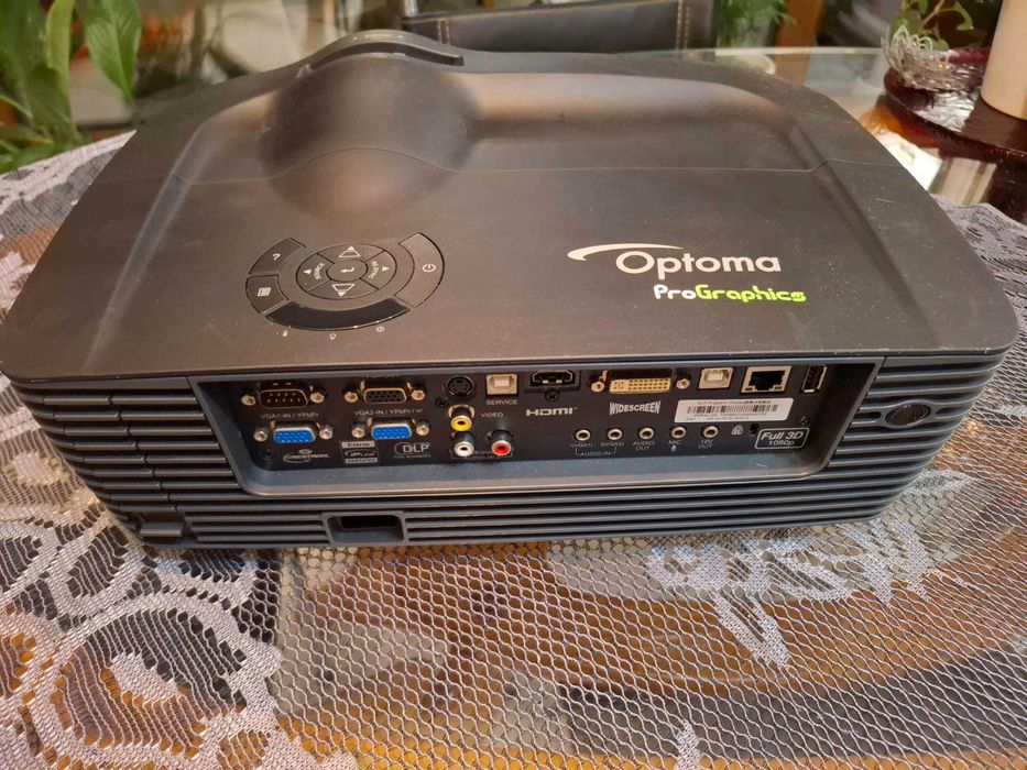 Професионален DLP мултимедиен проектор Optoma ProGraphics