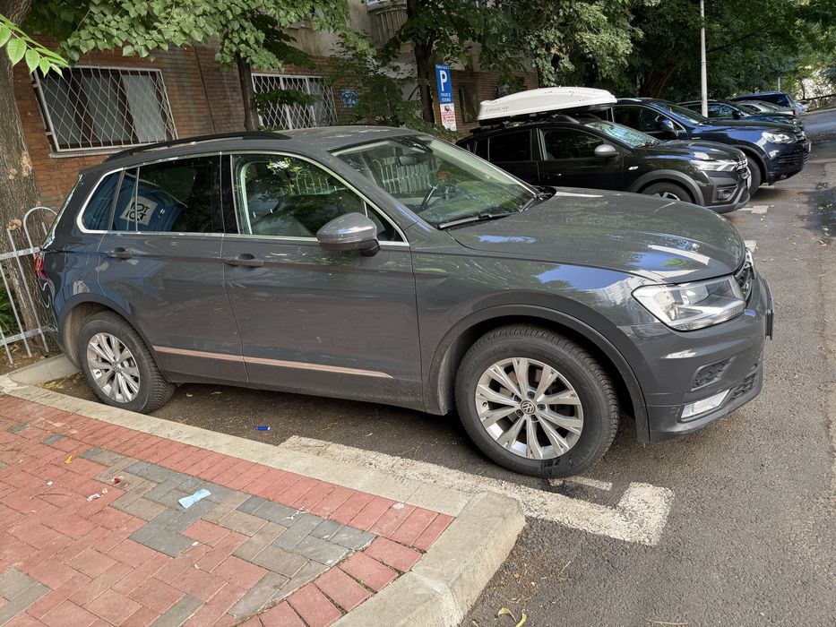 Volkswagen Tiguan Life 2.0 TDI 150 CP DSG 4Motion | 2017 | România
