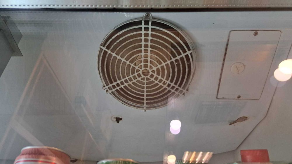 Хладилна витрина, двойна