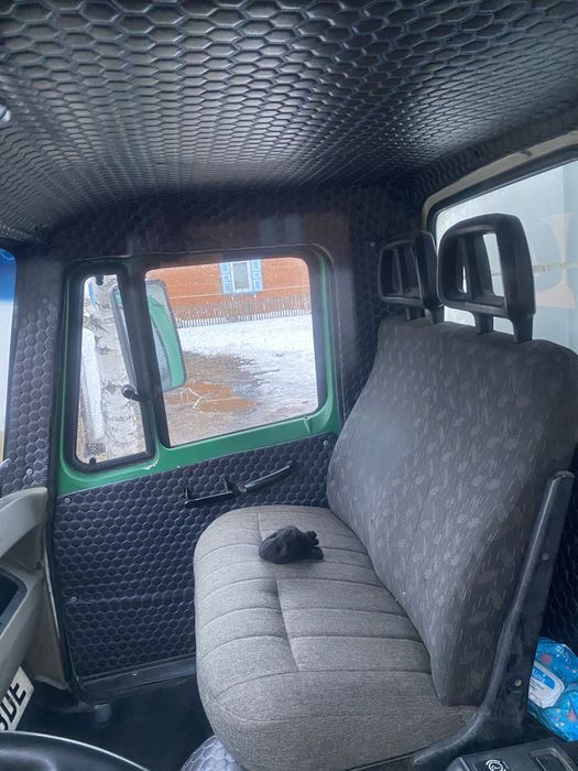Продам DAF 800, дизель.