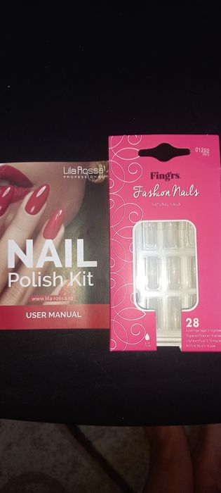 Изкуствени нокти