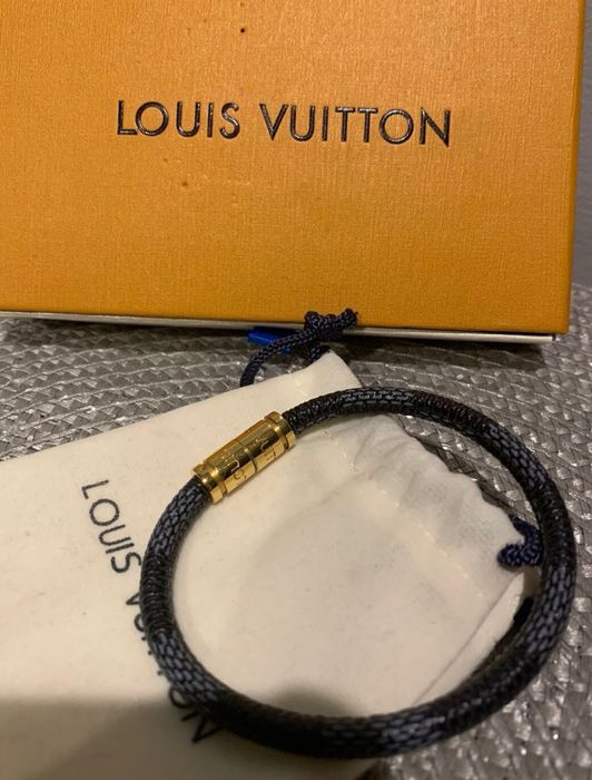 Louis Vuitton Гривна