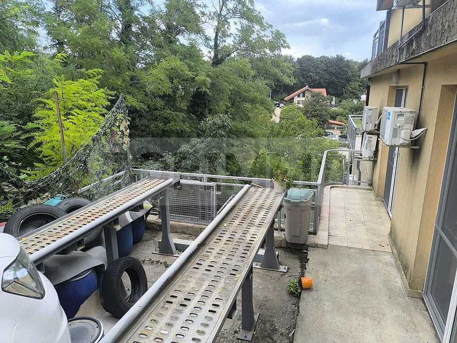 Двустаен апартамент в м-т Ален мак