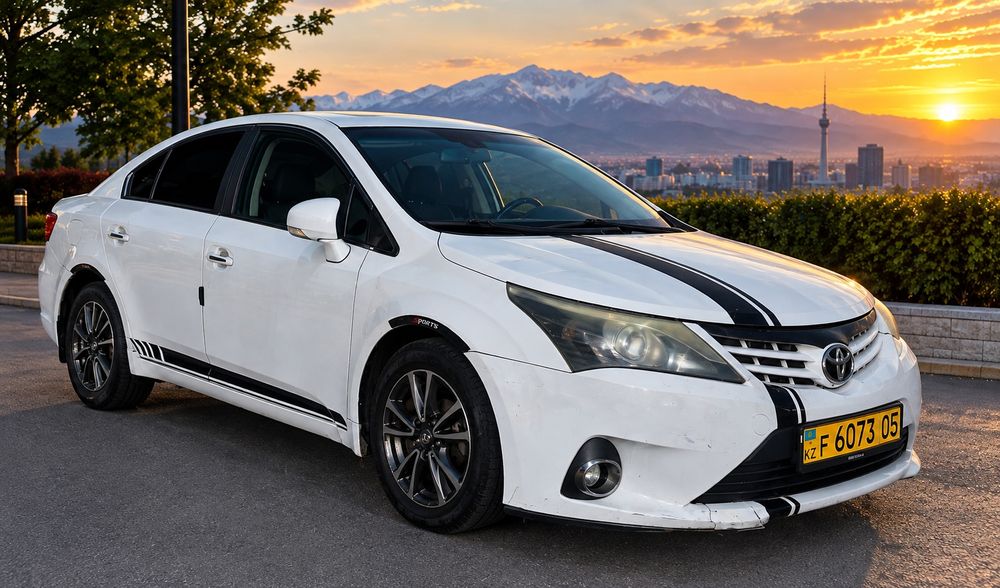 Toyota Avensis 2012г