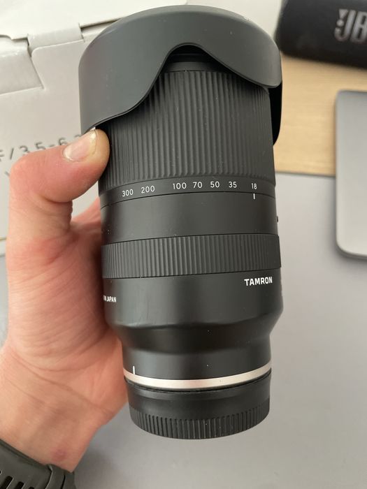 Tamron 18-300mm F/3.5-6.3 Di III-A VC VXD