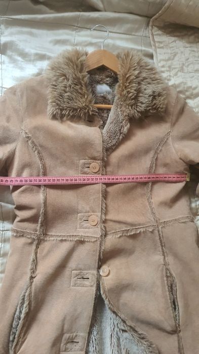 Haină de blană din piele naturala palton damă JFW London M 38 soft suede îmblănit bej lungă de iarnă
