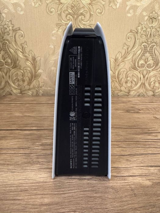 Playstation 5 pro 2tb 2 жойстика