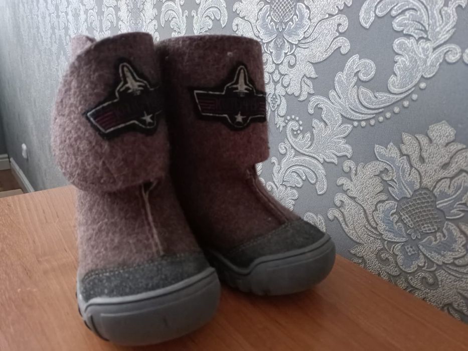 Продам валенки Котофей
