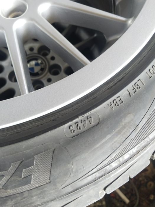 Диск с резиной БМВ е34 и е39