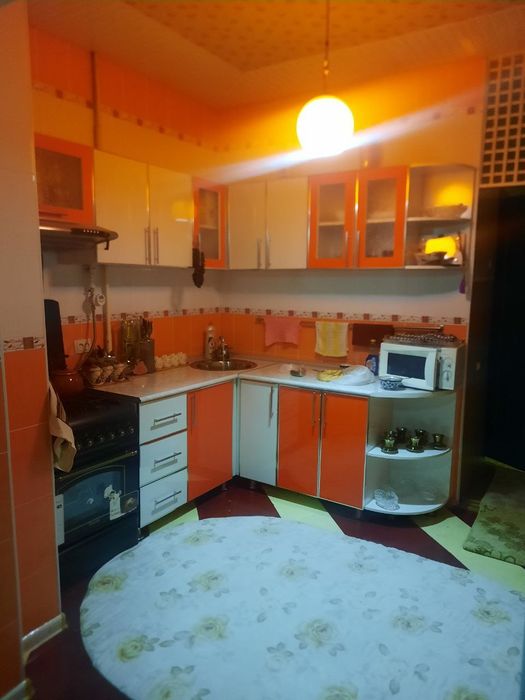 Продаётся 2-х комнатная квартира, с двумя балконами, с французс. план.