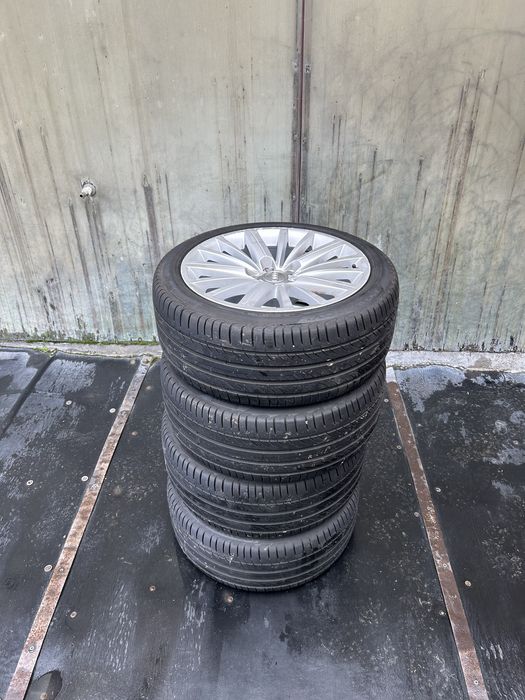 Jante cu cauciucuri Audi 245/40 R18 Pirelli