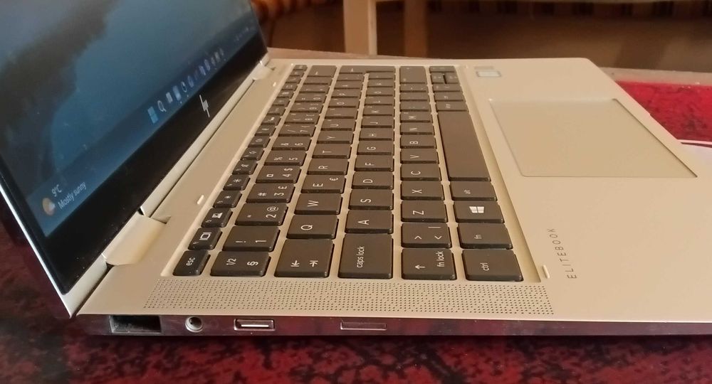 HP EliteBook x360 1030 G4/16 RAM/256 SSD + Чанта