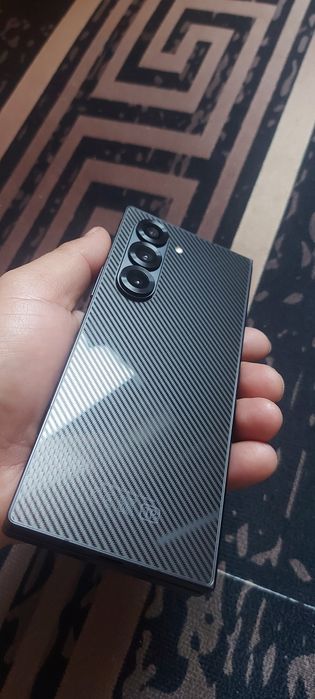 Z fold 6 samsung.