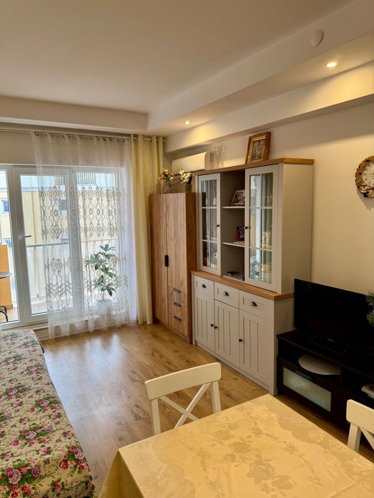 Apartament 2 camere Cosmopolis cu vedere la Piscina