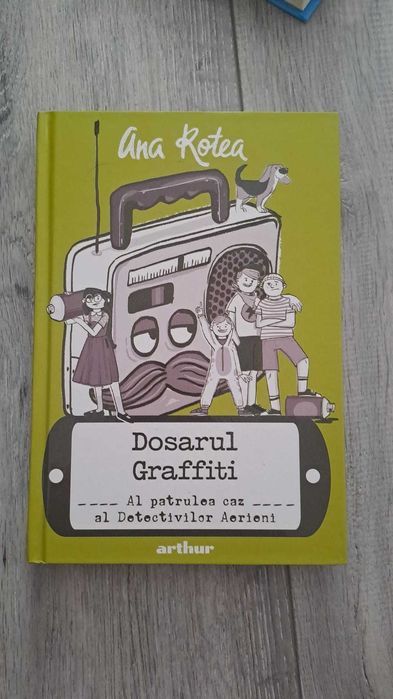 Dosarul Popcorn + Dosarul Grafitti, hardcover