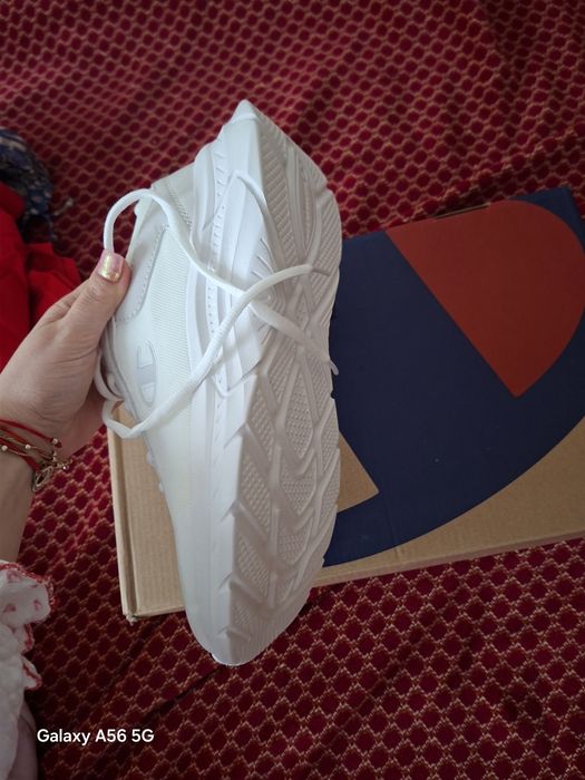 Adidași champion