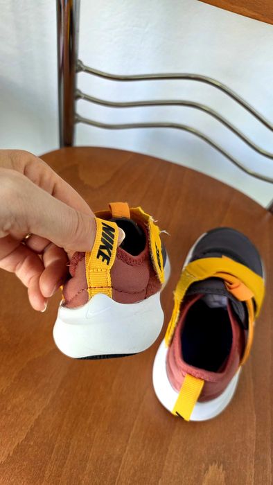 Nike multicolor masura 26