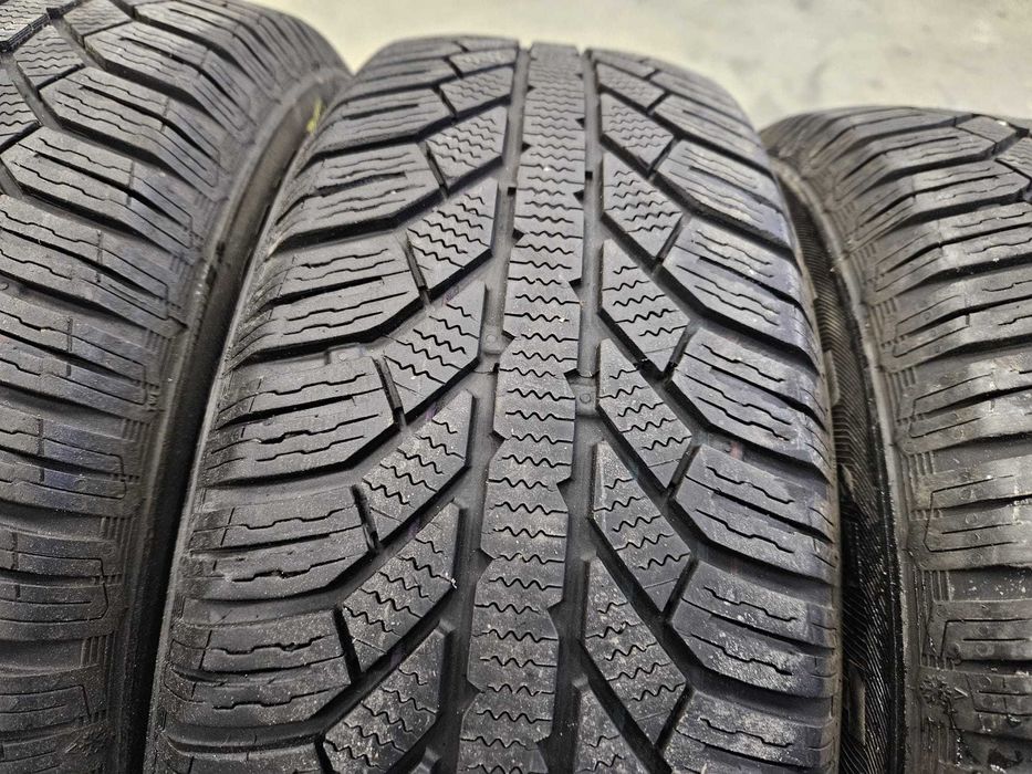 4 Anvelope IARNA 195.65.15 'Semperit' ; stare foarte buna