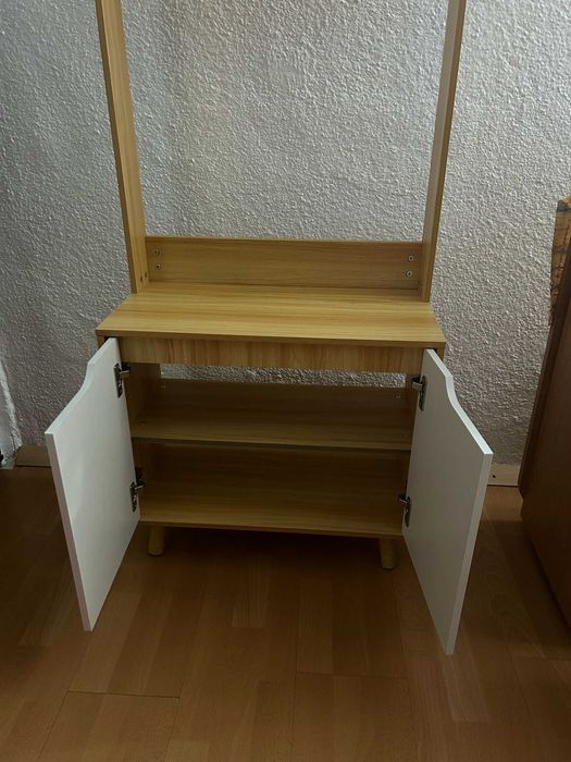 Cuier cu dulap și pentru încălțăminte