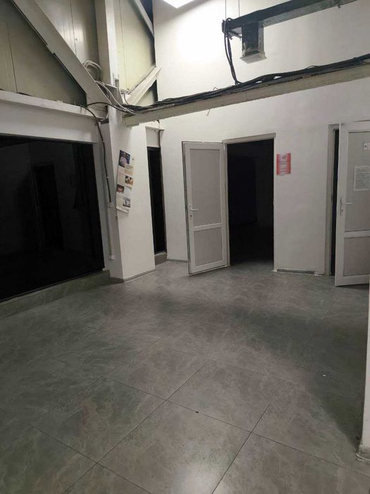 СРОЧНО! Крупное коммерческое помещение