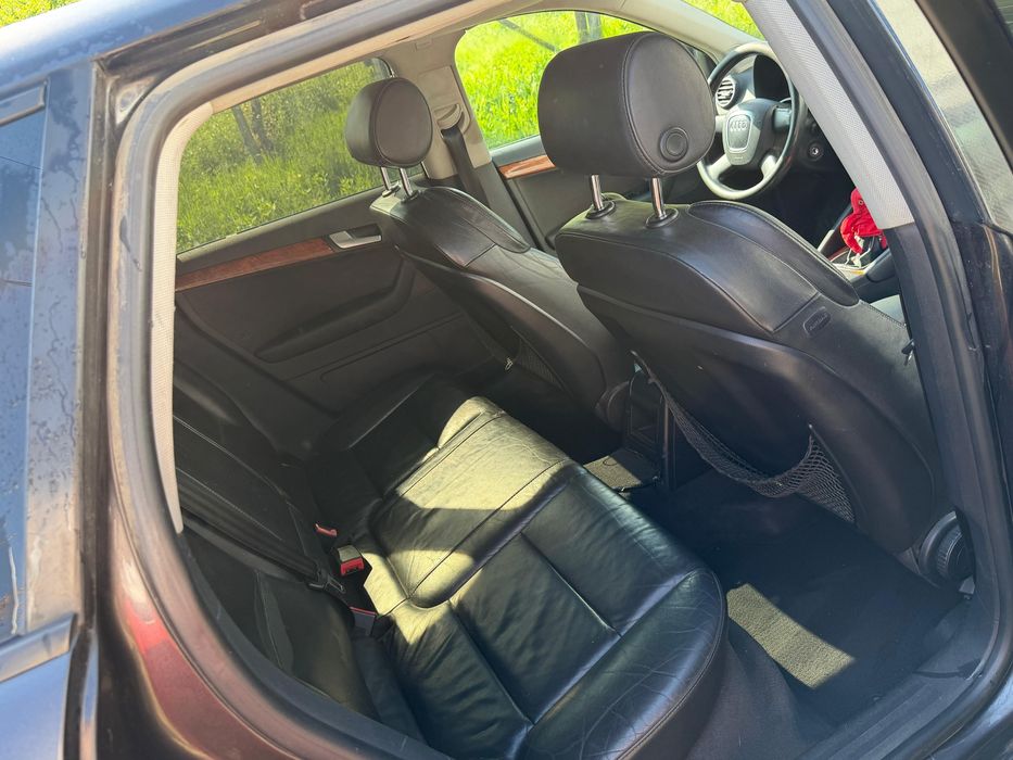 Audi a3 2005 masina merge foarte bine. Pentru ai multe detalii va stau la dispozitie in privat.