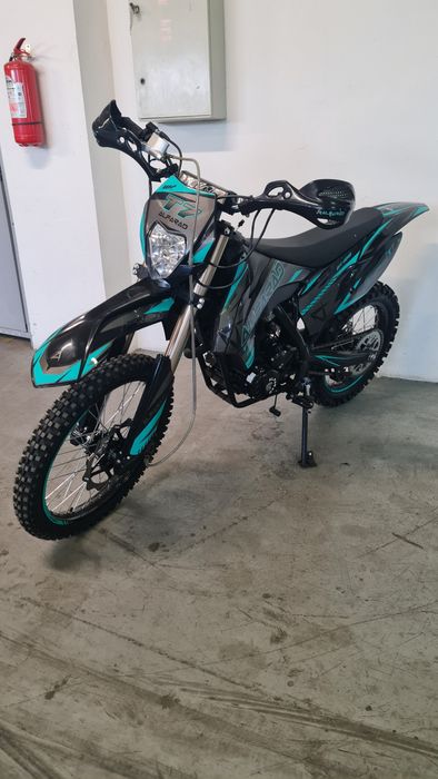Motocross Alfarad T7 250cc 4 Timpi 21/18 inch E-Start Nou cu Garantie