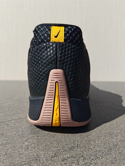 Adidași Nike S.T. Flare originali baschet top