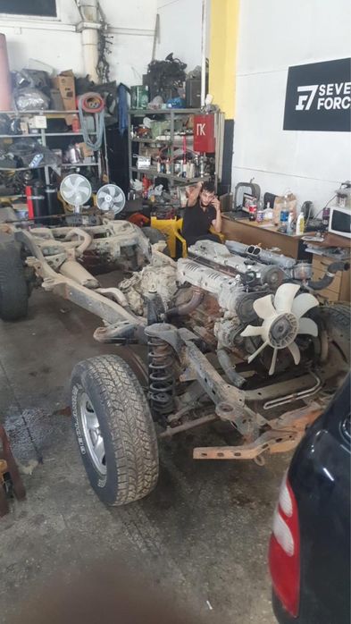 Toyota Land Cruiser 105