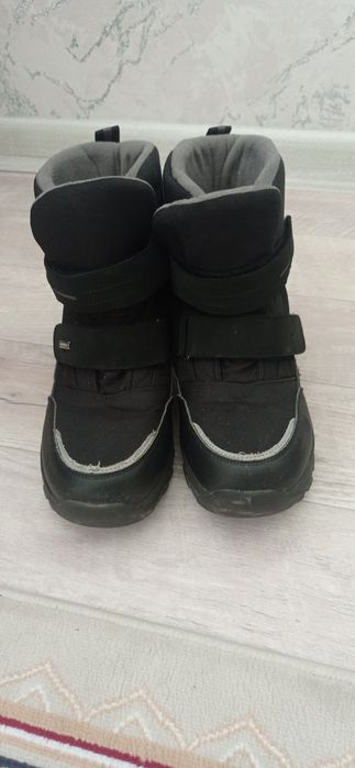 Продам обувь детская