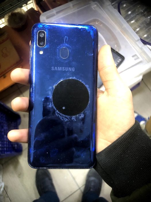 Samsung A20 sotiladi