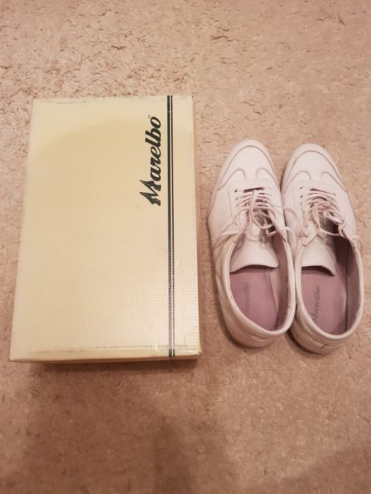 Negociabil adidasi Marelbo albi piele ca noi purtati o data marime 44