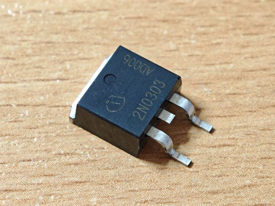 MOSFET транзистор 2N0303