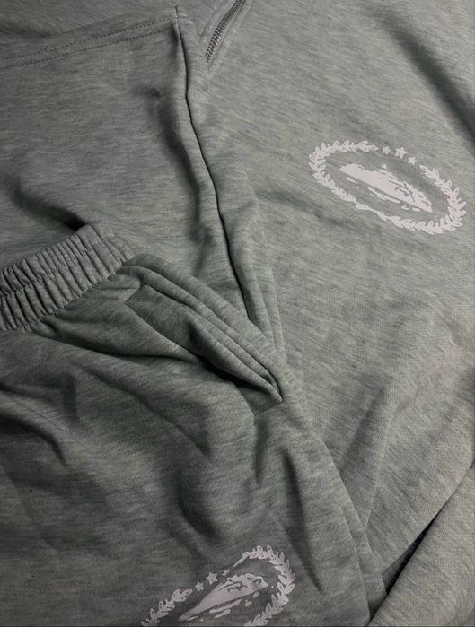 Corteiz grey tracksuit чисто нов Л