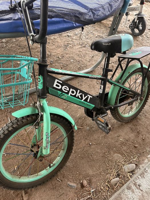 Продам практически новый детский велосипед