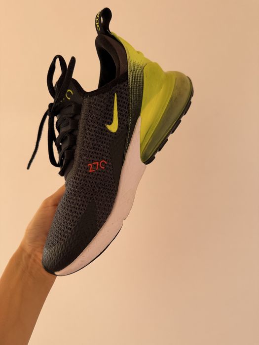 Adidasi dama Nike Ari max 270, marimea 37