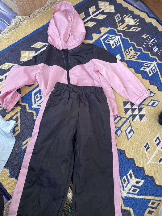 Haine fetita in stare foarte buna