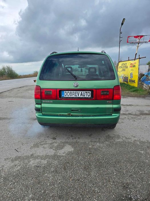 **САМО НА ЧАСТИ***  VW Sharan 1.9TDI, Automat

-