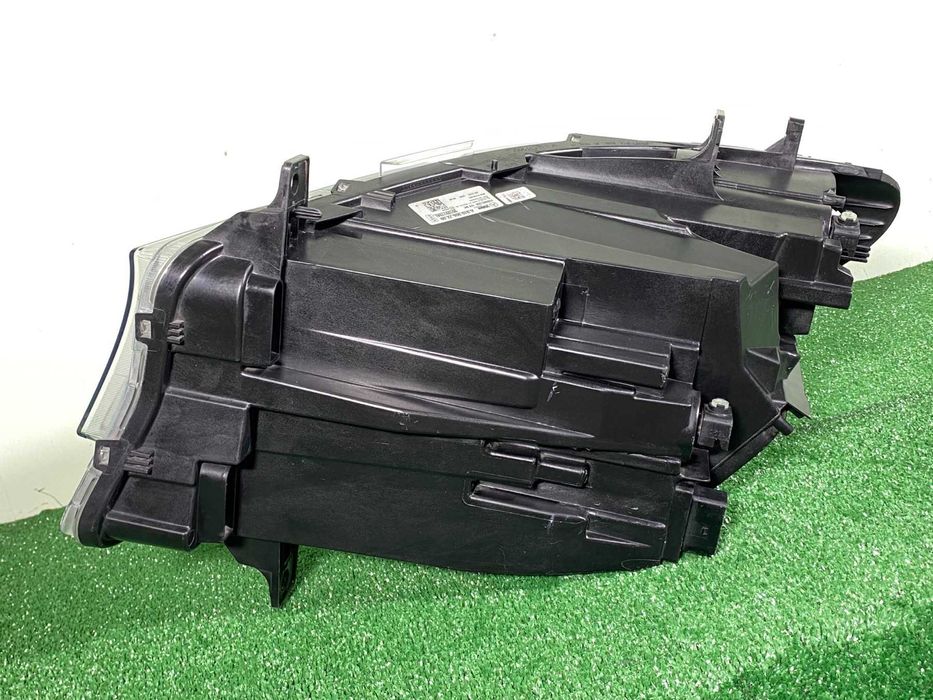 фар десен Mercedes Sprinter full Led 2018-2025 г. #1034V