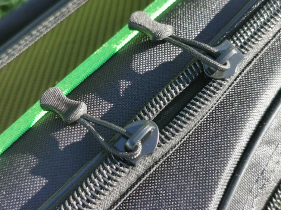 Троен твърд калъф за въдици с макари 140 и 160см. OKINWA!